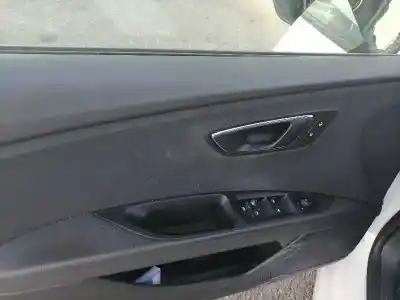 Scrapping Vehicle seat leon (5f1) clh of the year 2015 powered clh