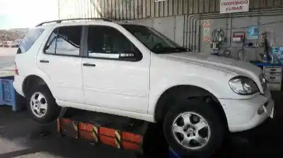 Здавання транспортного засобу MERCEDES-BENZ CLASE ML (BM 163) D612963 року 2002 потужний D612963