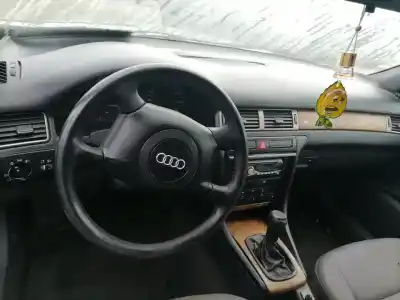 Sloopvoertuig audi a6 c5 (4b2) 1.8 t van het jaar 1997 aangedreven aeb