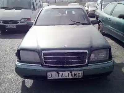 Véhicule à la ferraille mercedes                                           clase c (bm 202) berlina                                                                                                                                                                                                                                   m111975                                                                                                                                                                                                                                                    de l'année 1993 alimenté 