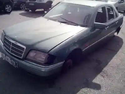 Véhicule à la ferraille mercedes                                           clase c (bm 202) berlina                                                                                                                                                                                                                                   m111975                                                                                                                                                                                                                                                    de l'année 1993 alimenté 