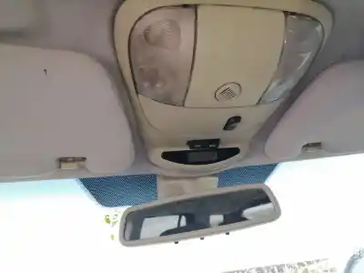 Здавання транспортного засобу mercedes-benz clase ml (bm 163) om 612.963 року 2002 потужний 612963