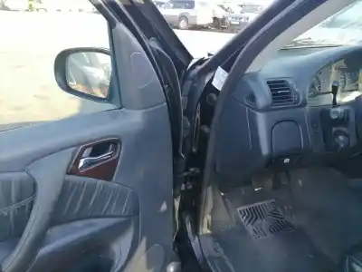 Здавання транспортного засобу mercedes-benz clase ml (bm 163) om 612.963 року 2002 потужний 612963
