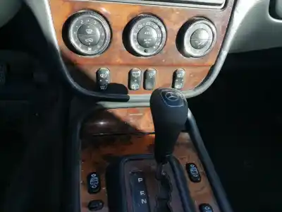 Здавання транспортного засобу mercedes-benz clase ml (bm 163) om 612.963 року 2002 потужний 612963
