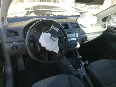 Здавання транспортного засобу volkswagen golf v (1k1) (10.2003) bxe року 2008 потужний bxe