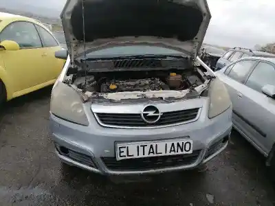 Véhicule à la ferraille OPEL                                               ZAFIRA B                                                                                                                                                                                                                                                   D-Z19DT                                                                                                                                                                                                                                                    de l'année 2006 alimenté Z19DT