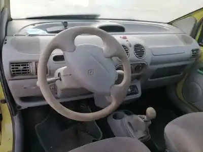 Здавання транспортного засобу renault twingo i (c06_) 1.2 16v (c06c, c06d, c06k) року 2002 потужний d4f702