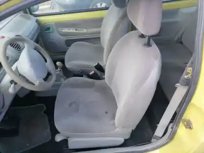 Здавання транспортного засобу renault twingo i (c06_) 1.2 16v (c06c, c06d, c06k) року 2002 потужний d4f702