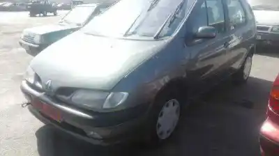 Здавання транспортного засобу renault megane i scenic (ja0) f8q790 року 1999 потужний f8q790