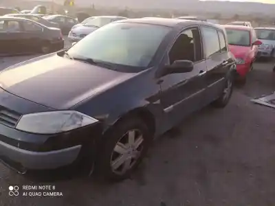 Veicolo di demolizione renault megane ii berlina 5p k9k724 dell'anno 2004 alimentato k9k724
