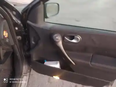 Veicolo di demolizione renault megane ii berlina 5p k9k724 dell'anno 2004 alimentato k9k724