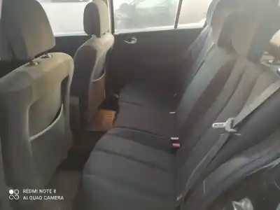 Veicolo di demolizione renault megane ii berlina 5p k9k724 dell'anno 2004 alimentato k9k724