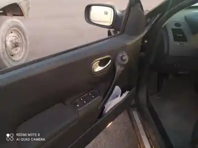 Veicolo di demolizione renault megane ii berlina 5p k9k724 dell'anno 2004 alimentato k9k724