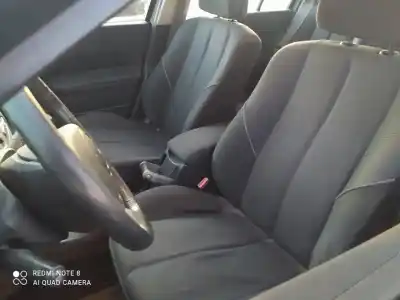 Veicolo di demolizione renault megane ii berlina 5p k9k724 dell'anno 2004 alimentato k9k724