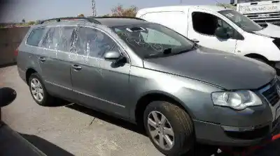 Здавання транспортного засобу volkswagen passat b6 variant (3c5) 2.0 tdi 16v року 2005 потужний bkp