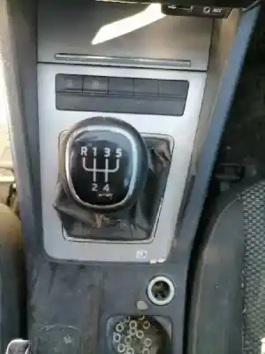 Здавання транспортного засобу skoda octavia combi (5e5) clh року 2015 потужний clh