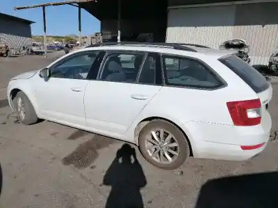 Здавання транспортного засобу skoda octavia combi (5e5) clh року 2015 потужний clh