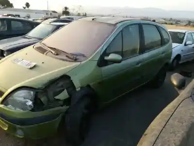 Scrapping Vehicle renault scenic (ja..) f9q of the year 2002 powered f9q q7