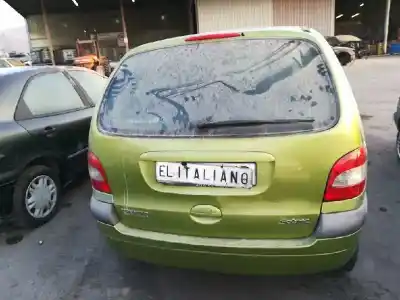 Scrapping Vehicle renault scenic (ja..) f9q of the year 2002 powered f9q q7