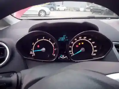 Здавання транспортного засобу ford fiesta (cnn) snjb року 2013 потужний snjb