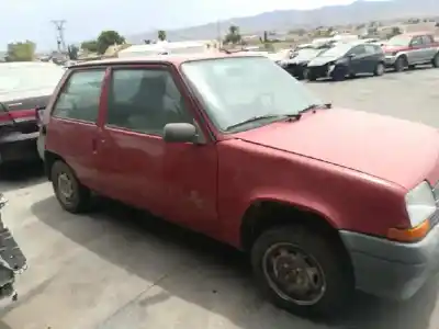Veicolo di demolizione renault r 5 (b/c40) c1e752 dell'anno 1992 alimentato c1e752
