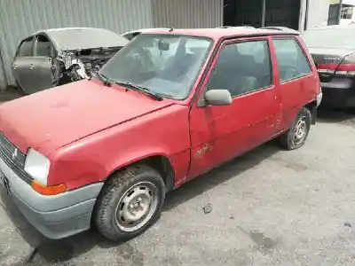 Veicolo di demolizione renault r 5 (b/c40) c1e752 dell'anno 1992 alimentato c1e752
