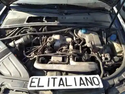 Здавання транспортного засобу audi a4 b6 avant (8e5) 2.5 tdi року 2002 потужний aym