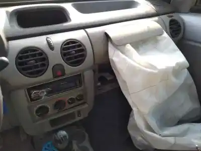 Здавання транспортного засобу renault kangoo (f/kc0) 1.5 dci diesel cat (k9k-716) року 2004 потужний k9k a7