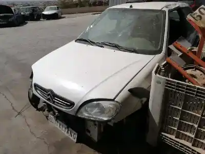 Veículo de Sucata citroen saxo 1.6 cat (nfx / tu5jp4) do ano 2000 alimentado nfx