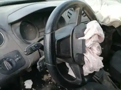Veicolo di demolizione seat                                               ibiza berlina (6j5)                                                                                                                                                                                                                                        cayc                                                                                                                                                                                                                                                       dell'anno 2013 alimentato cayc