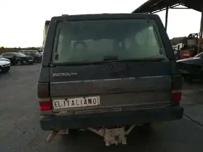 Véhicule à la ferraille nissan patrol (k/w260) 2.8 turbodiesel (rd28t) de l'année 1989 alimenté rd28t