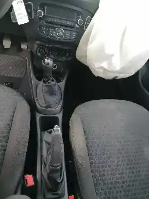 Здавання транспортного засобу opel corsa e (x15) 1.4 turbo (08, 68) року 2017 потужний b14xer