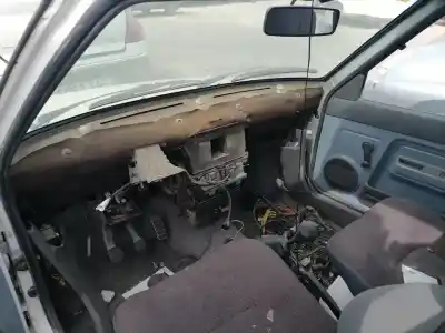 Здавання транспортного засобу renault r 5 (b/c40) c1j року 1986 потужний c1j