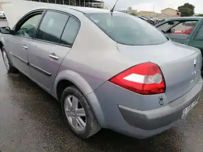 Verschrottungsfahrzeug renault megane ii berlina 5p k4mt7 des jahres 2004 angetrieben k4mt7
