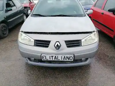 Здавання транспортного засобу RENAULT MEGANE II BERLINA 5P K4MT7 року 2004 потужний K4MT7