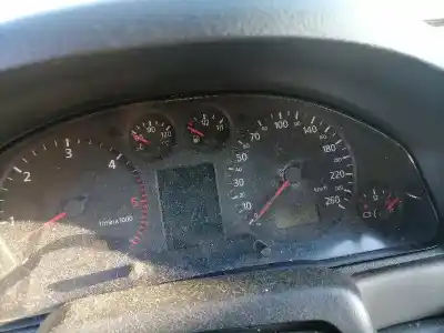 Scrapping Vehicle audi a4 b5 avant (8d5) 1.9 tdi of the year 2000 powered ajm
