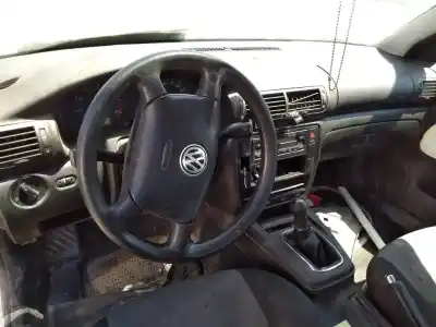 Hurda Aracı volkswagen passat b5 (3b2) 1.6 yılın 1997 güçlü ahl
