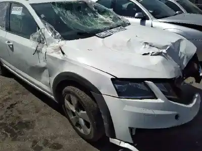 Scrapping Vehicle skoda octavia iii combi (5e5, 5e6) 2.0 tdi of the year 2017 powered crm