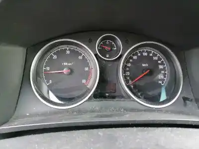 Veicolo di demolizione opel                                               zafira b                                                                                                                                                                                                                                                   z19dt                                                                                                                                                                                                                                                      dell'anno 2006 alimentato z19dt