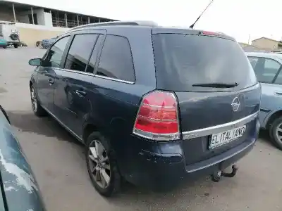 Veicolo di demolizione opel                                               zafira b                                                                                                                                                                                                                                                   z19dt                                                                                                                                                                                                                                                      dell'anno 2006 alimentato z19dt