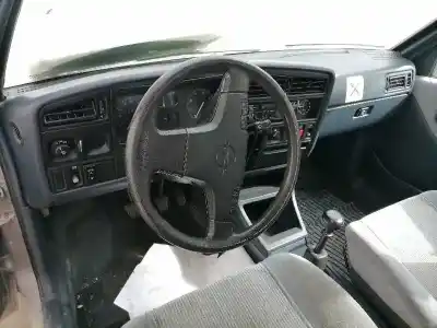 Здавання транспортного засобу opel ascona c 2.0 i року 1988 потужний 