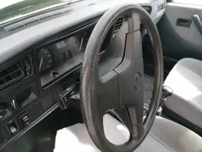 Здавання транспортного засобу opel ascona c 2.0 i року 1988 потужний 