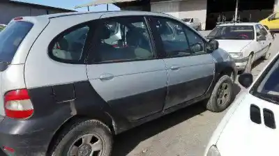 Scrapping Vehicle RENAULT SCENIC (JA..) F9QK7 of the year 2002 powered F9QK7