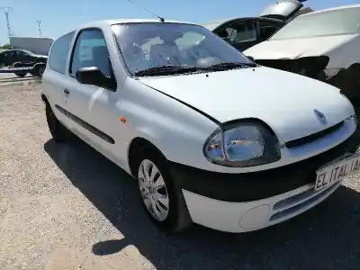 Scrapping Vehicle renault clio ii fase i (b/cb0) d-f8q of the year 1999 powered f8q k6