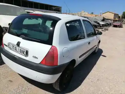 Scrapping Vehicle renault clio ii fase i (b/cb0) d-f8q of the year 1999 powered f8q k6