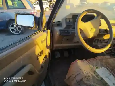 Здавання транспортного засобу land rover discovery (salljg/lj) 12l року 1994 потужний 12l
