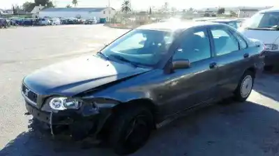 Scrapping Vehicle volvo s40 i (644) 1.6 of the year 2002 powered b4164s2