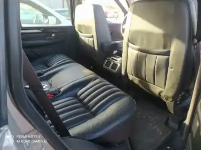 Здавання транспортного засобу land rover range rover (lp) 256ta року 2001 потужний 256ta