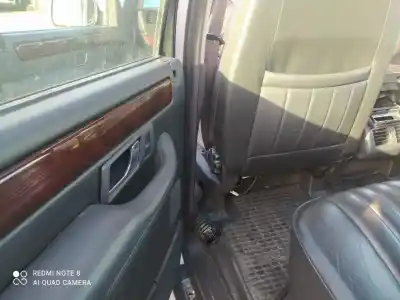 Здавання транспортного засобу land rover range rover (lp) 256ta року 2001 потужний 256ta