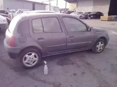 Утилизация автомобиля renault clio ii fase ii (b/cb0) d7f726 года 2001 питание d7f726